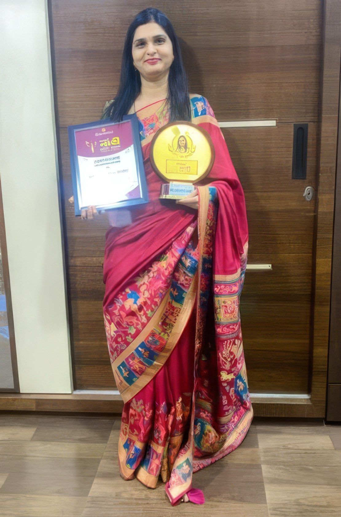 Dr. Khyati S. Daru with her certificate and award